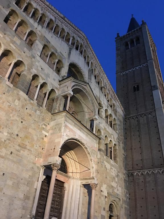 Il Tenore D'Oro Centralissimo Lejlighed Parma Eksteriør billede